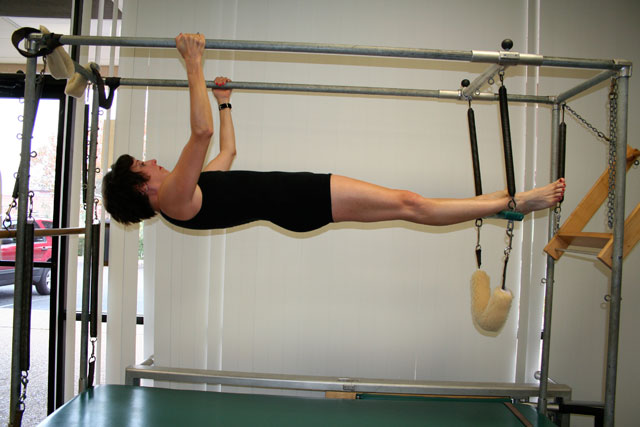Pilates hanging pullups technique